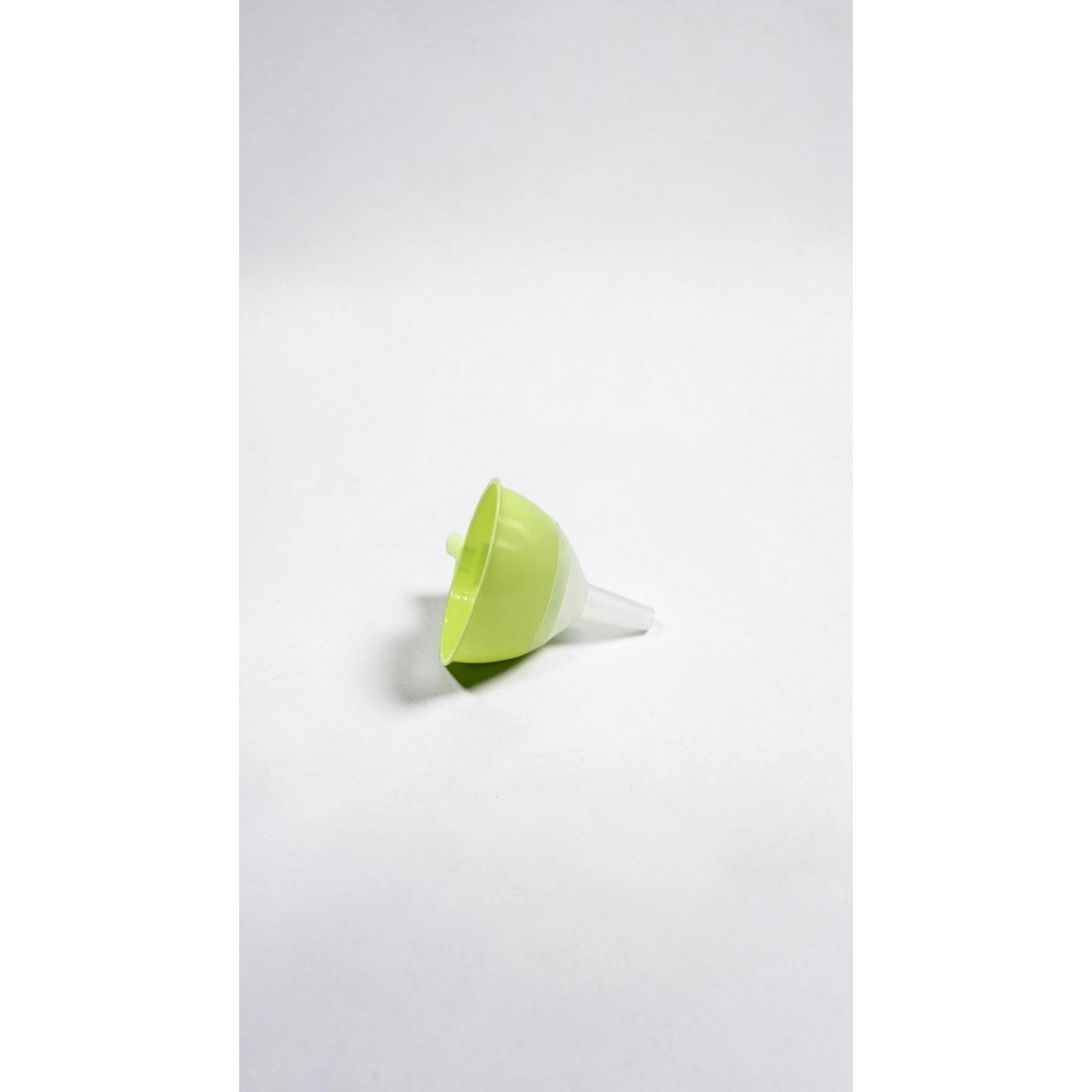 Фуния с цедка голяма пвц 15см 