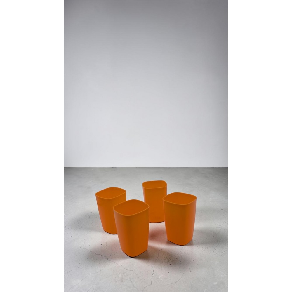 Чашки 4бр к-кт квадрат пвц 