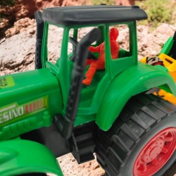 Трактор с ремарке с диноз.