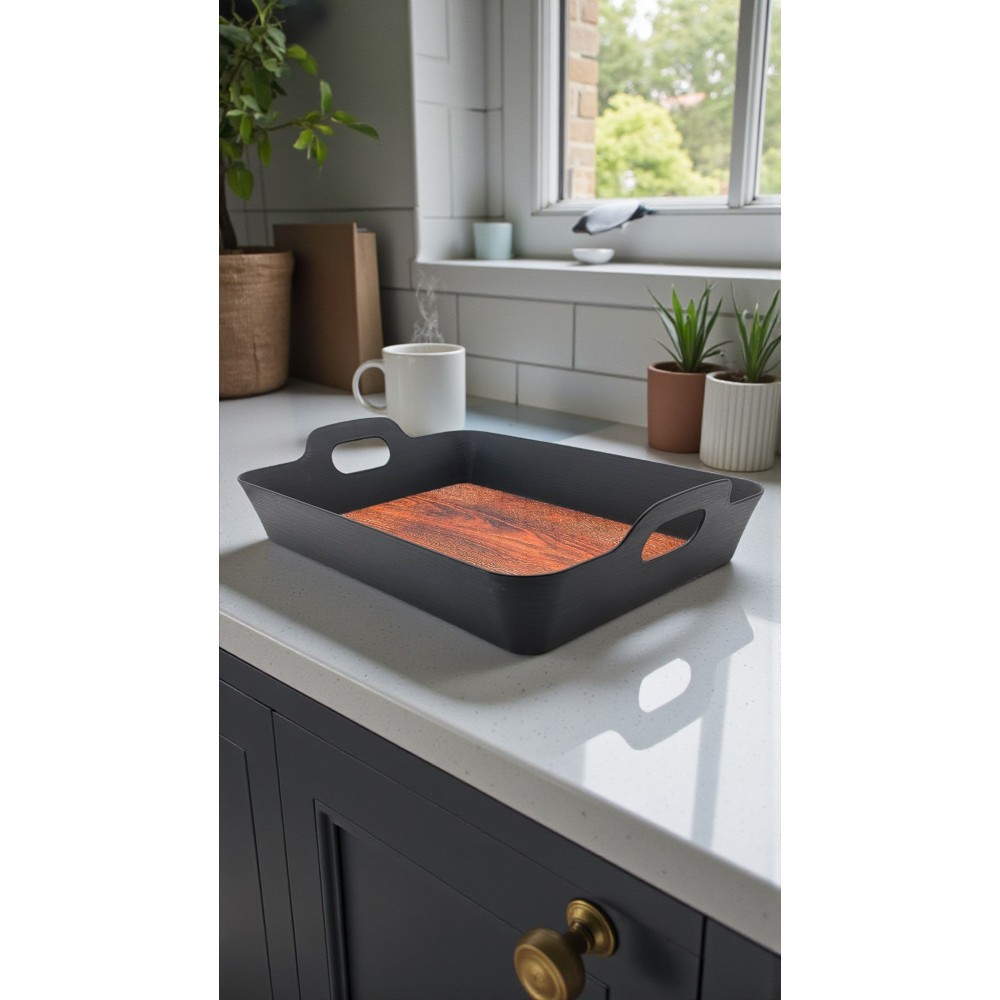 Поднос черен с дъно имитация на дърво 18х26 