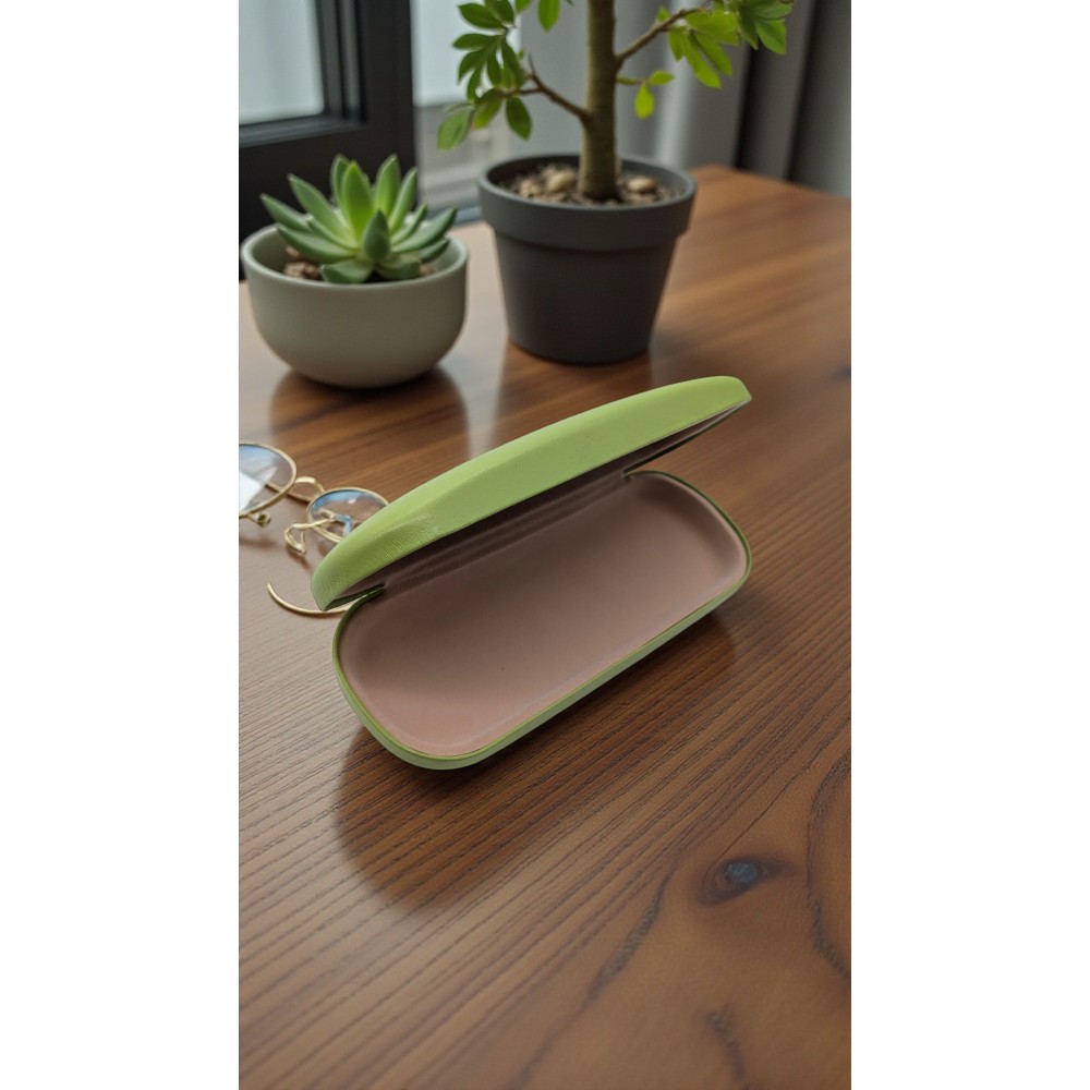 Калъф за очила в един цвят 