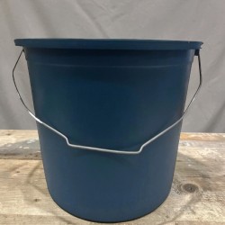 КОФА 15Л. С МЕТАЛНА ДРЪЖКА ЦВЕТНА